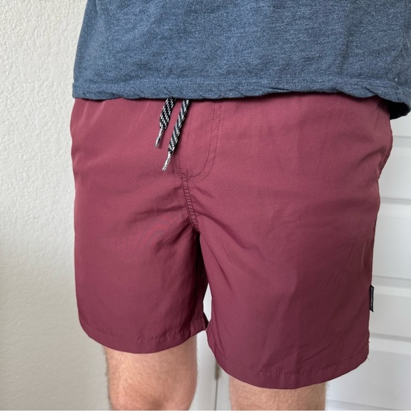 Islandhaze Burgundy Men's Swim Trunks - Size L - Picture 5 of 8